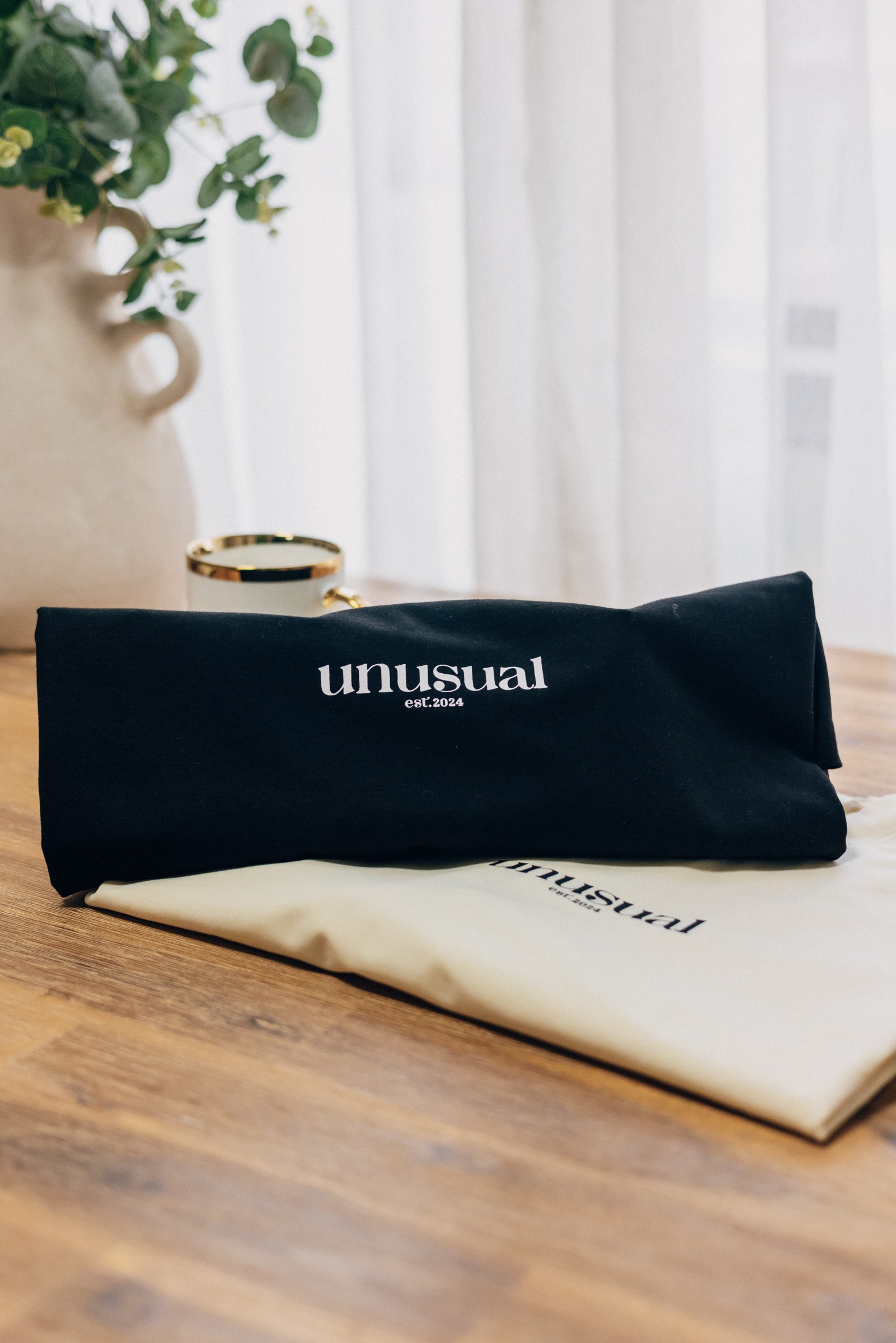 Folded black Unusual apparel